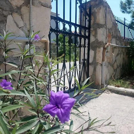 Filoxenia Luxury & Kalliteros