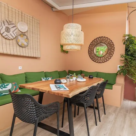 شقة Filoxenia Luxury &