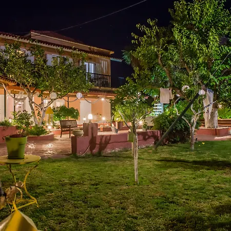 Filoxenia Luxury & شقة Kalliteros